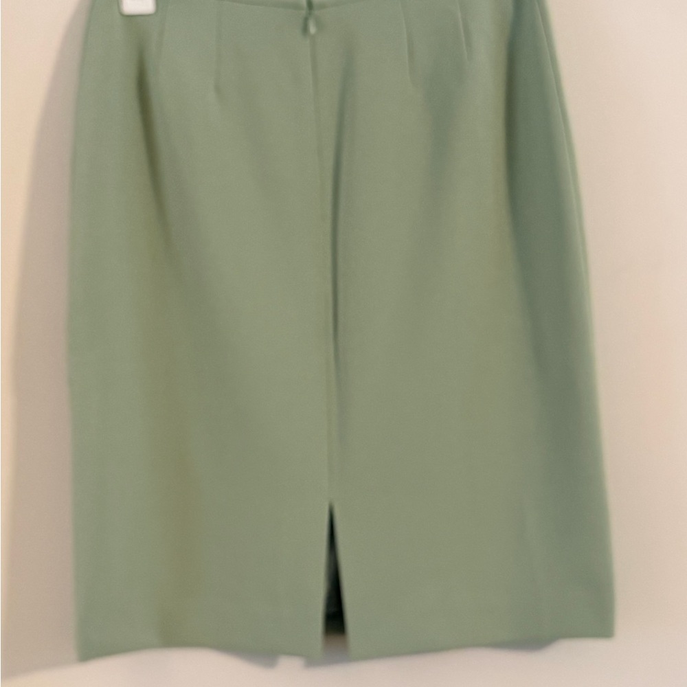 Tahari ASL Pistachio Green Skirt Set - Ruffle Jacket & Pencil Skirt - Picture 5 of 11